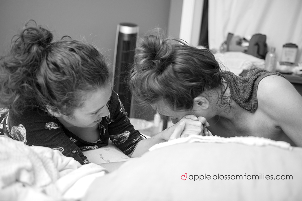 Vancouver Doula Apple Blossom Families- Vancouver Birth Photographer Morag Hastings