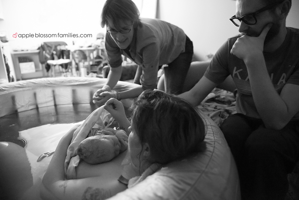 Vancouver Doula Apple Blossom Families- Vancouver Birth Photographer Morag Hastings