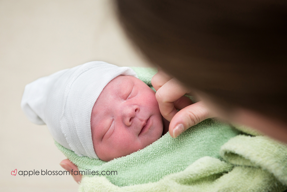 You are currently viewing Little Sister | Vancouver Birth Photographer